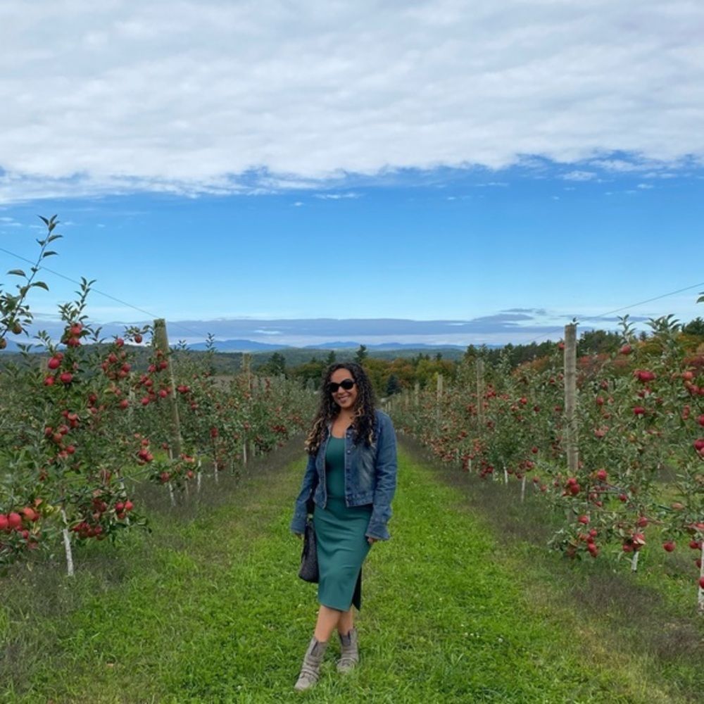 ** SOLD **Simons Twik Body-con Dress with Left Side Slit